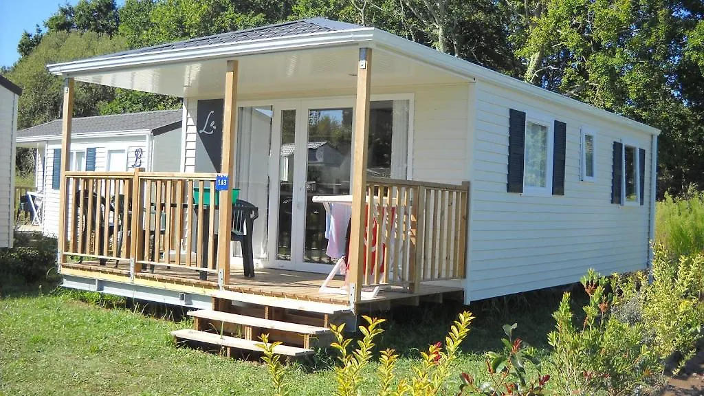 Campsite Camping Les Genets Hotel Penmarc'h